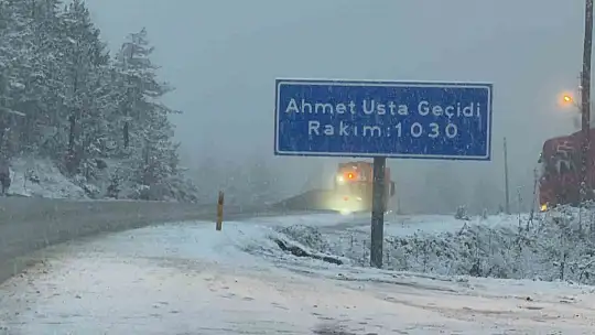Karabük-Bartın kara yolu beyaza büründü
