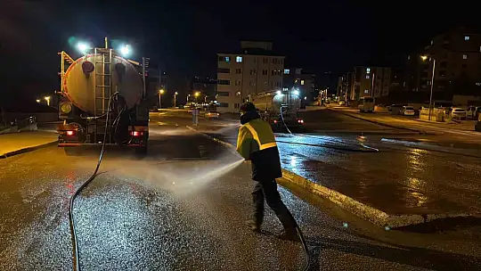 Karabük Belediyesi'nden temizlik seferberliği