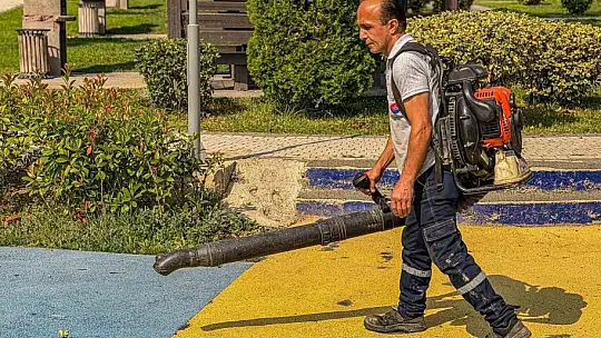 Karabük Belediyesinden çevre temizliği
