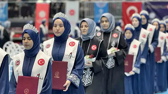 Karabük'te 150 öğrenci hafızlık icazeti aldı
