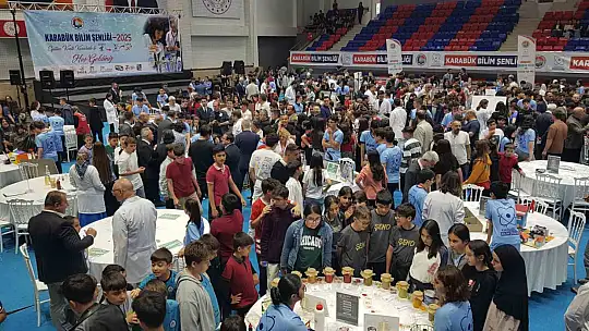 Karabük'te 200 öğrenci 65 projeyle yeteneklerini sergiledi