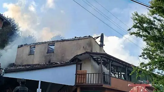 Karabük'te camide çıkan yangın söndürüldü