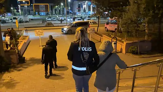 Karabük'te fuhuş operasyonu: 72 yaşındaki şüphelinin de aralarında bulunduğu 4 kişi tutuklandı