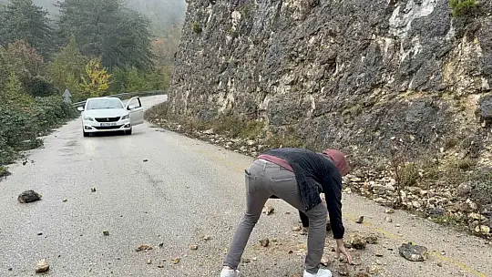 Karabük'te iki ayrı noktada kaya tehlikesi: Facianın eşiğinden dönüldü