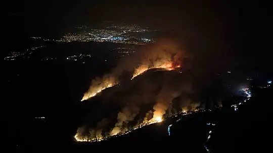 Karabük'te orman yangınına 6 saattir 116 araçla müdahale ediliyor
