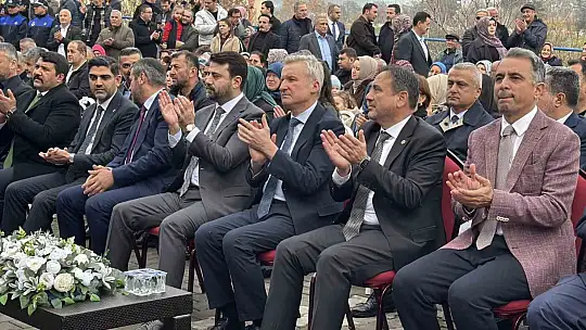 Karabük'te TOKİ konutları hak sahiplerine teslim edilmeye başlandı