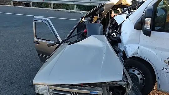 Trafik kazası: 1 ölü, 1 yaralı