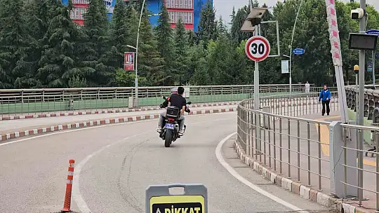 Karabük'te YKS'ye geç kalan öğrenciler içeri alınmadı
