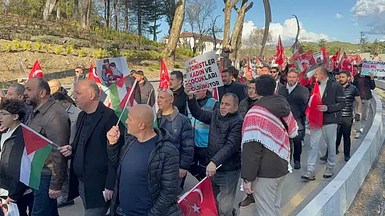 Karabük'te yüzlerce kişi Gazze için yürüdü
