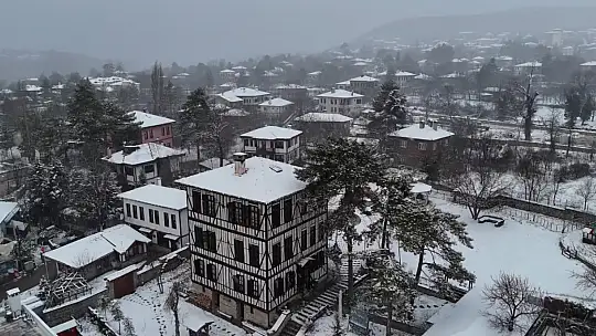 Karabük'ün yüksek kesimlerinde kar yağışı etkili oluyor