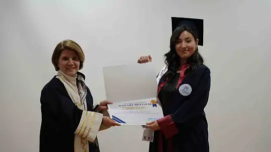 Karabük Üniversitesinde mezuniyet coşkusu