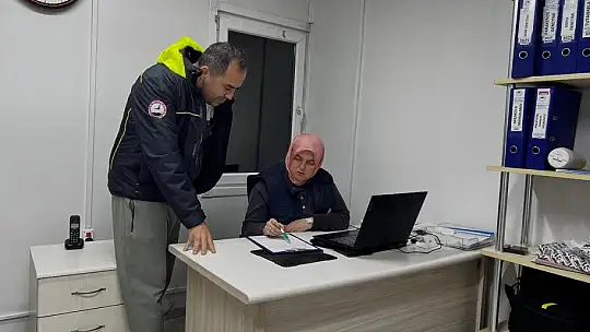 Karadeniz'de hamsi yoğunluğu devam ediyor