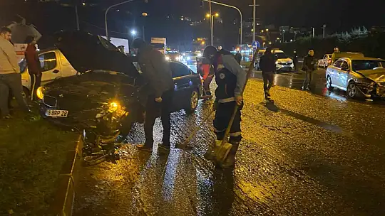 Karadeniz Ereğli'deki trafik kazasında iki kişi yaralandı