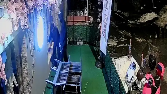 Kardan adamı yıkan gençlerden iç ısıtan özür