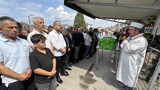 İş kazasında yaşamını yitiren Yağız'ı yüzlerce kişi uğurladı