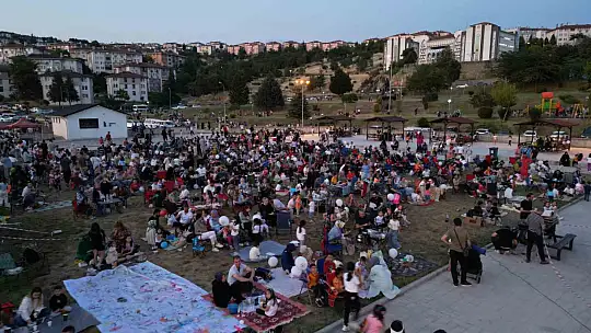 Karnelerini alan çocuklar doyasıya eğlendi