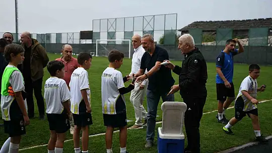 Kastamonu'da 120 çocuk yaz tatilini futbol okulunda değerlendirdi