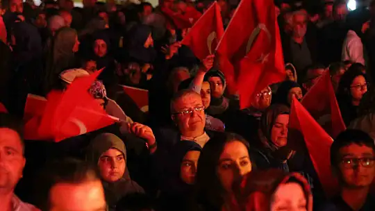15 Temmuz şehitleri dualarla anıldı: Okunan selalar duygusal anlar yaşattı