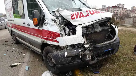Kastamonu'da 7 araç birbirine girdi: 1 yaralı