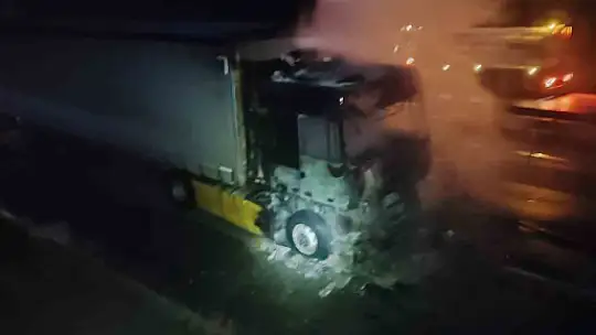Kastamonu'da alevlere teslim olan seyir kullanılamaz hale geldi