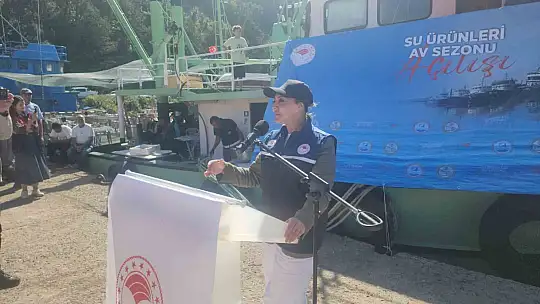 Kastamonu'da balıkçılar gece başlayacak balık sezonu için 'Vira bismillah' dedi