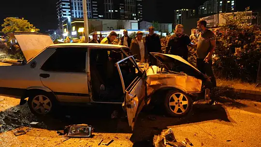 Kastamonu'da can pazarı: Yaralıyı kurtarmaya çalışanlara başka bir araç çarptı : 6 yaralı