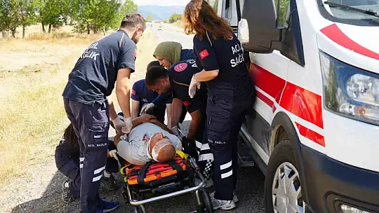 Cip ile otomobil çarpıştı: 1'i ağır 5 yaralı