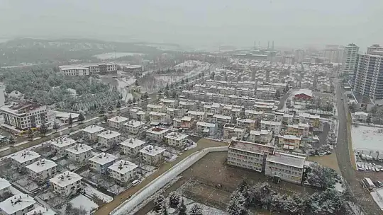 Kastamonu'da çocukların kar sevinci
