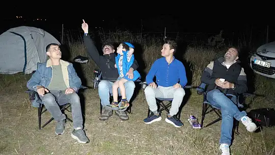 Gökyüzü meraklıları Perseid meteor yağmurunu izledi