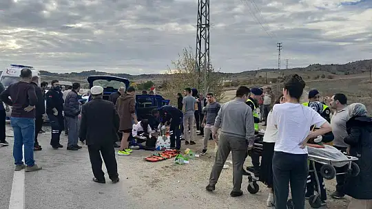 Kastamonu'da iki otomobil çarpıştı: 1 ölü, 5 yaralı