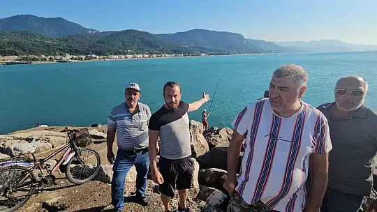 Kastamonu'da ilginç olay: Deniz 10 dakika boyunca kabarınca vatandaşlar panik yaşadı