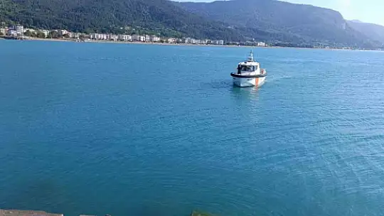 Kastamonu'da ilginç olay: Deniz 10 dakika boyunca kabarınca vatandaşlar panik yaşadı