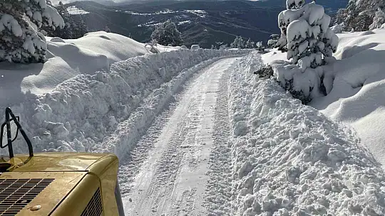 Kastamonu'da kar sebebiyle 611 köye ulaşım sağlanamıyor