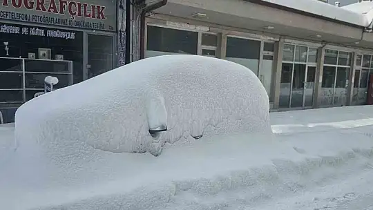 Kastamonu'da kar yağışı etkisini sürdürüyor