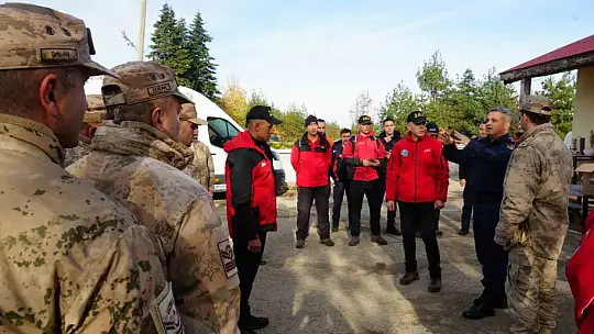 Kastamonu'da kayıp anne ile oğlunu arama çalışmalarına devam ediliyor