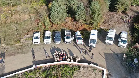 Kastamonu'da kayıp anne ile oğlunu arama çalışmaları devam ediyor