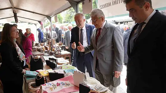 Kastamonu'da kursiyerlerin eserleri ve el emeği ürünleri beğeniye sunuldu