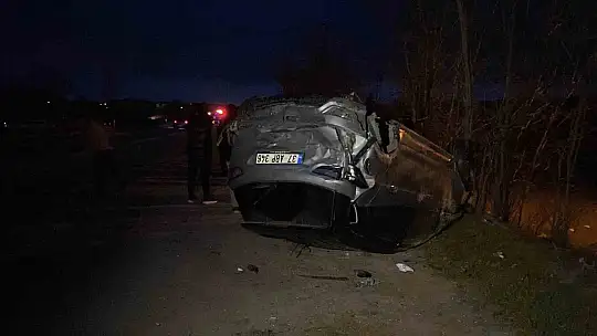 Kastamonu'da minibüs ile hafif ticari araç çarpıştı: 7 yaralı
