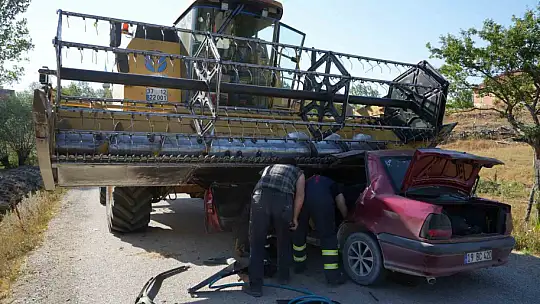 Kastamonu'da otomobil biçerdöverin altında kaldı: 1 ölü