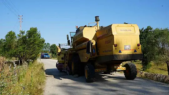 Kastamonu'da otomobil biçerdöverin altında kaldı: 1 ölü