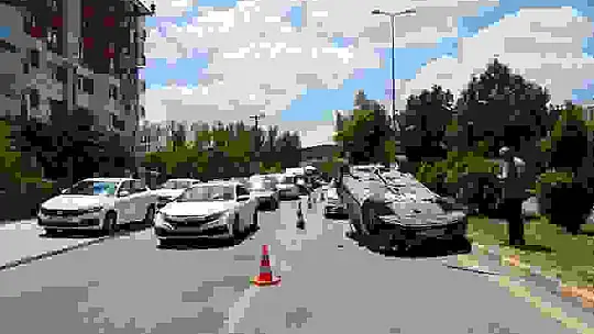 Kastamonu'da otomobil takla attı: 1 yaralı