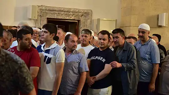 Kastamonu'da Sakal-ı Şerif ziyarete açıldı, vatandaşlar yoğun ilgi gösterdi
