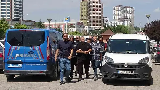 Kastamonu'da sanayi sitesindeki cinayetin sanıkları hakim karşısına çıktı
