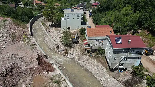 Kastamonu'da selden etkilenen köylerde yaralar sarılıyor