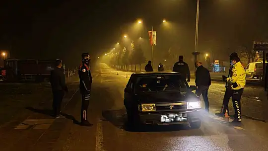 Kastamonu'da sentetik ecza hapıyla yakalanan 3 şahıs hakkında adli işlem başlatıldı