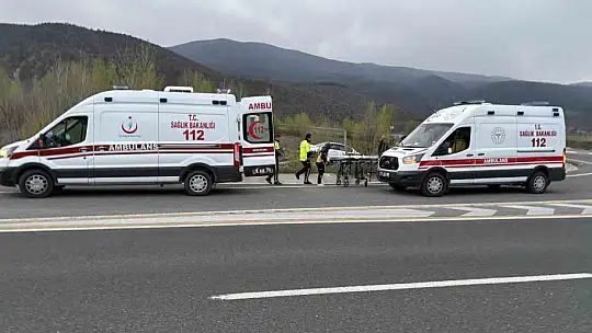Kastamonu'da su kanalına düşen otomobildeki 4 kişi yaralandı