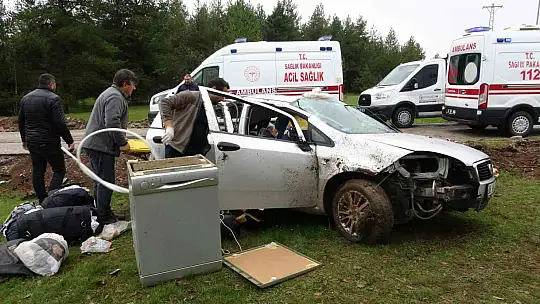 Kastamonu'da takla atan otomobildeki yaşlı çift yaralandı