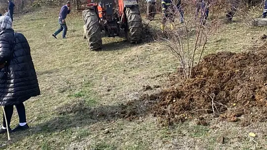 Kastamonu'da traktör devrildi: 1 ölü