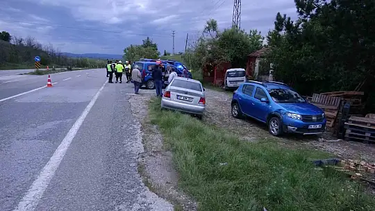 Kastamonu'da üç araç çarpıştı: 5 yaralı