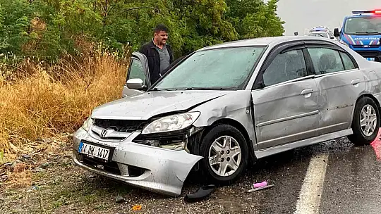 Kastamonu'da üç araç çarpıştı: 1 ölü, 5 yaralı